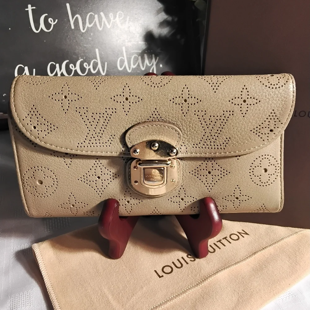 Louis Vuitton Amelia Mahina Wallet full inclusion with COA - Picture 2 of 16